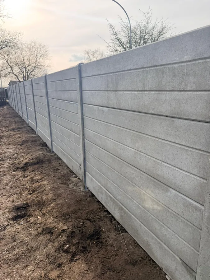 Betonzaun Projekt Modell 19 – Miko Beton Zaun