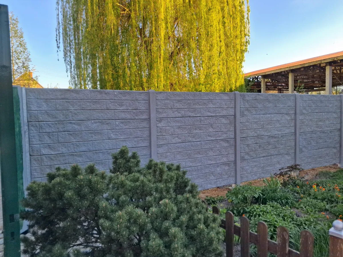 Betonzaun Projekt Modell 23 – Miko Beton Zaun