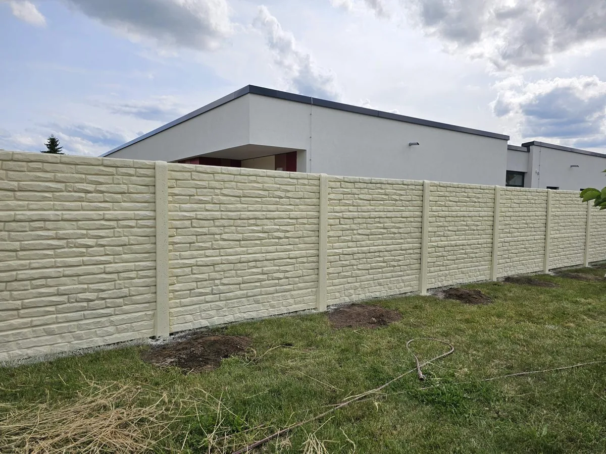 Betonzaun Projekt Modell 26 – Miko Beton Zaun