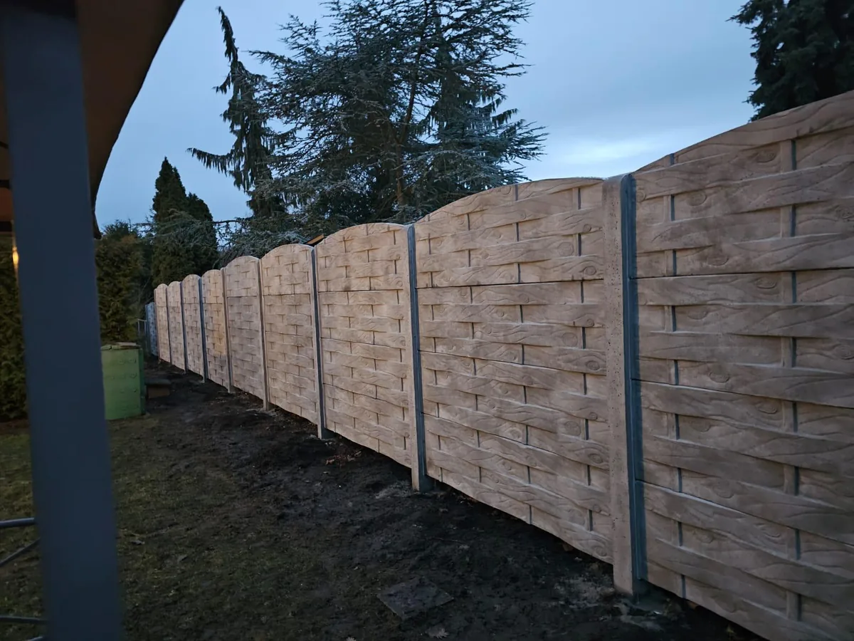 Betonzaun Projekt Modell 37 – Miko Beton Zaun