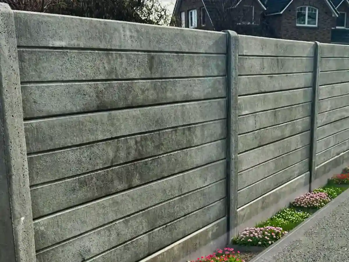 Betonzaun Montage – Miko Beton Zaun Realisierung 9