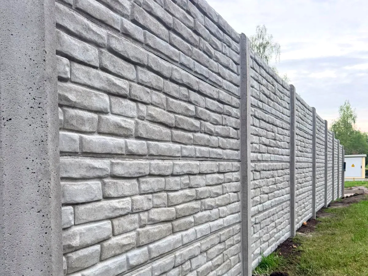 Alter Zaun kaputt: renovieren oder Betonzaun neu setzen? – Miko Beton Zaun