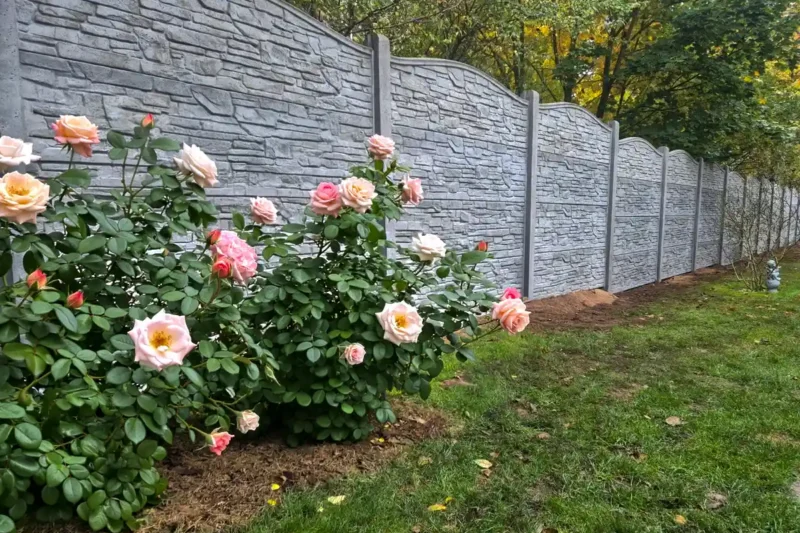 Betonzaun in Hamburg: Sichtschutz für Garten und Grundstück – Miko Beton Zaun