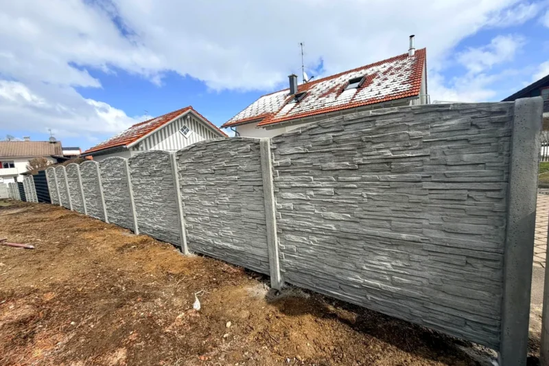 Betonzaun Montage vorbereiten: das sollte vorher klar sein – Miko Beton Zaun