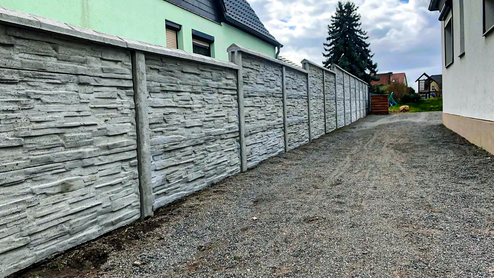 Betonzaun-Modelle auswählen: was wirklich zum Grundstück passt – Miko Beton Zaun